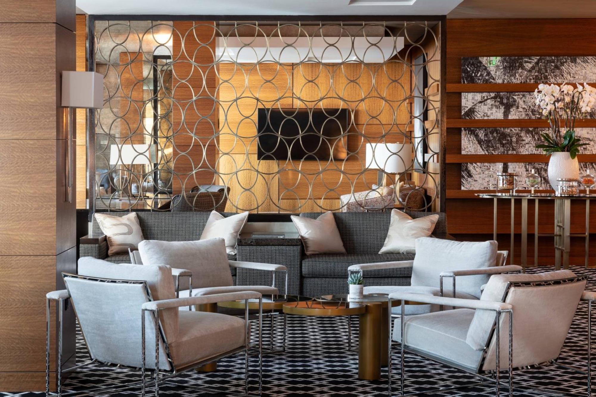 The Ritz-carlton, Angeles L.a. Live Hotel 5*
