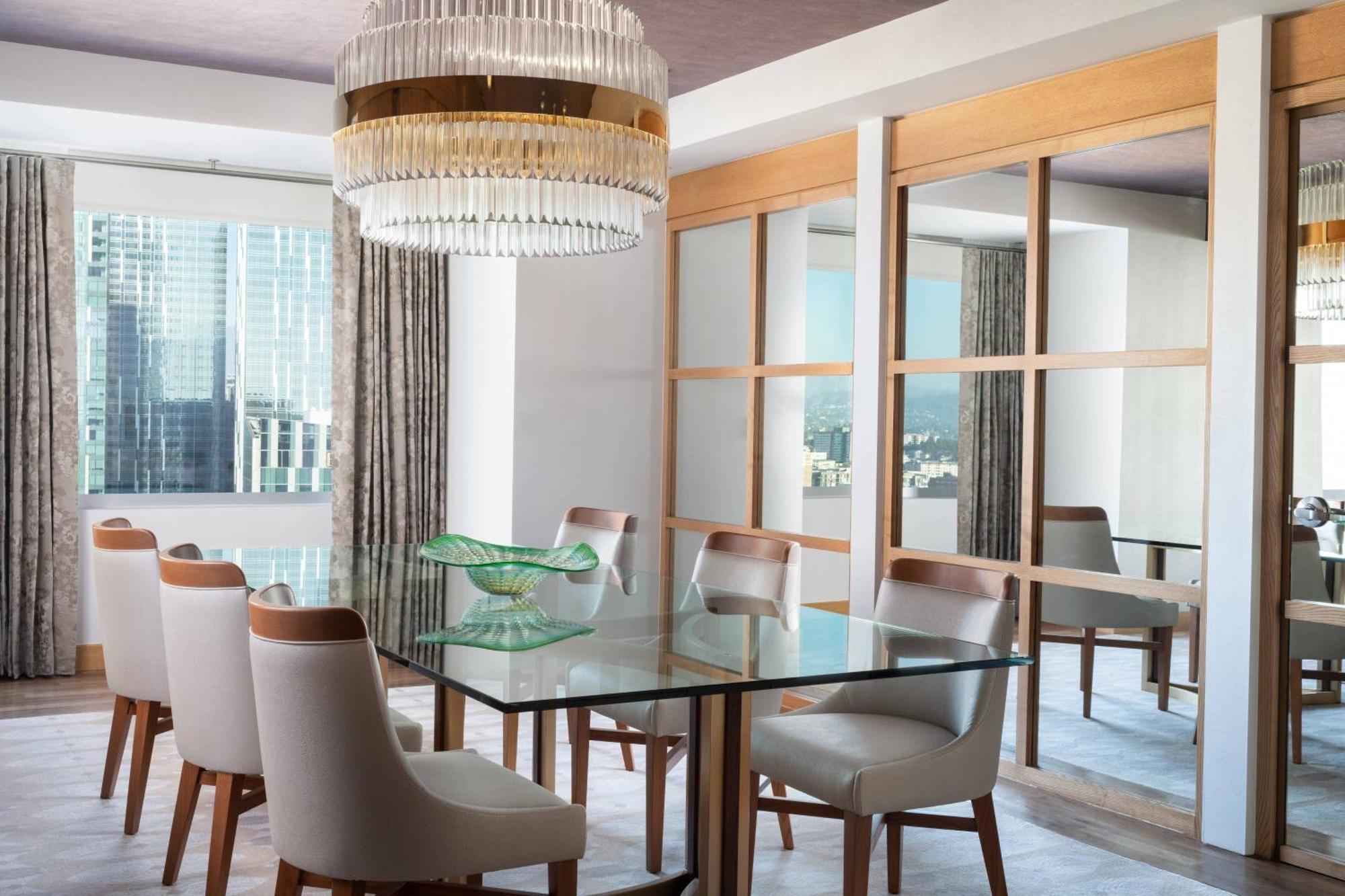 The Ritz-carlton, Angeles L.a. Live Los Angeles